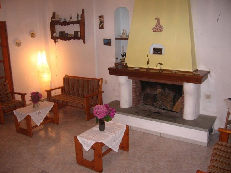 Hotel Marina Agios Ioannis  Екстериор снимка